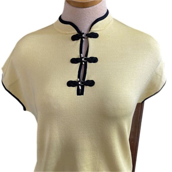 NWT Jamie Sadock Yellowtail Silk Top Blouse Size Medium New - Picture 2 of 11